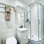 Boutique Niesenblick - Direkt Am Thunersee Gelegen Mit Self Check In & Digitaler Rezeption