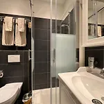 Boutique Niesenblick - Direkt Am Thunersee Gelegen Mit Self Check In & Digitaler Rezeption Hotell