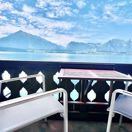 Boutique Hotel & Restaurant Niesenblick - Lakefront Rooms With Balcony On Lake Thun - Self Check In & Digitale Reception