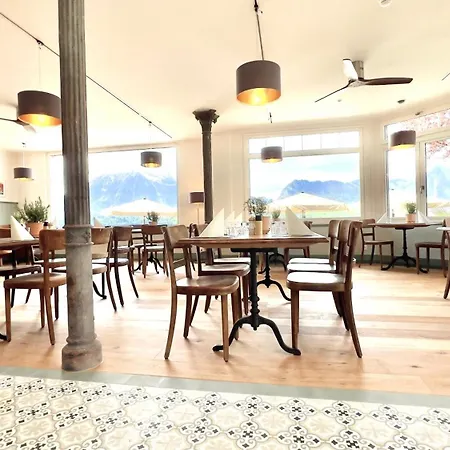 Boutique Hotel & Restaurant Niesenblick - Lakefront Rooms With Balcony On Lake Thun - Self Check In & Digitale Reception