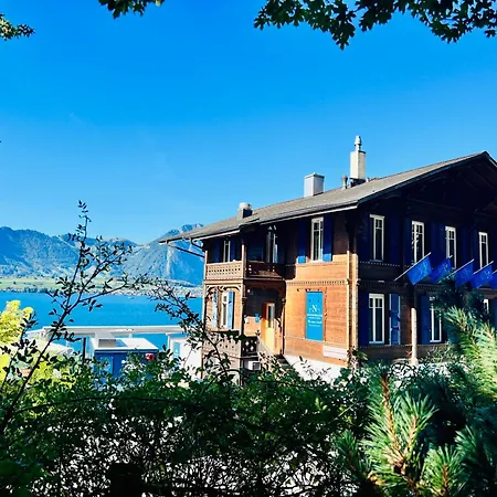 호텔 Boutique Hotel & Restaurant Niesenblick - Lakefront Rooms With Balcony On Lake Thun - Self Check In & Digitale Reception