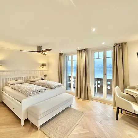 Boutique Hotel & Restaurant Niesenblick - Lakefront Rooms With Balcony On Lake Thun - Self Check In & Digitale Reception 오베르호펜