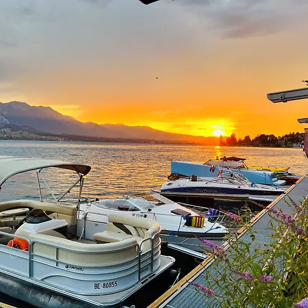 호텔 Boutique Hotel & Restaurant Niesenblick - Lakefront Rooms With Balcony On Lake Thun - Self Check In & Digitale Reception 오베르호펜