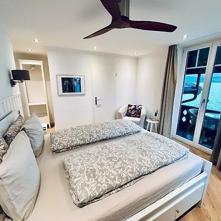 Boutique & Restaurant Niesenblick - Lakefront With Balcony On Thun - Self Check In & Digitale Reception Oberhofen