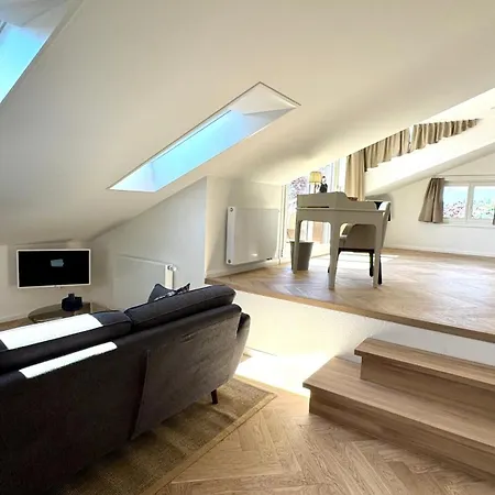 Boutique Hotel & Restaurant Niesenblick - Lakefront Rooms With Balcony On Lake Thun - Self Check In & Digitale Reception 호텔 오베르호펜