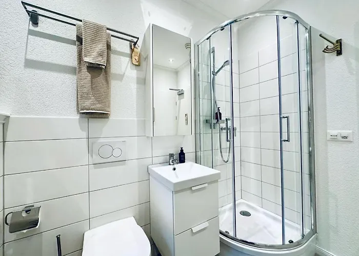 Boutique Niesenblick - Direkt Am Thunersee Gelegen Mit Self Check In & Digitaler Rezeption