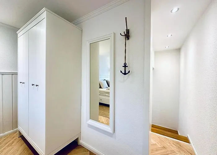 Boutique Niesenblick - Direkt Am Thunersee Gelegen Mit Self Check In & Digitaler Rezeption 2*