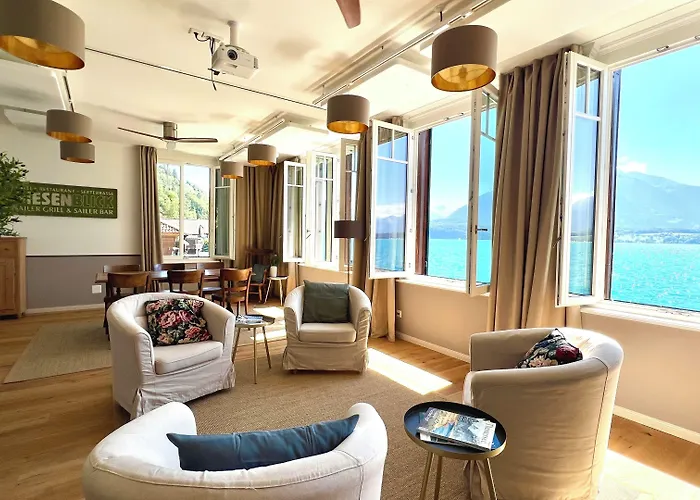 فندق Boutique Niesenblick - Direkt Am Thunersee Gelegen Mit Self Check In & Digitaler Rezeption اوبرهوفن