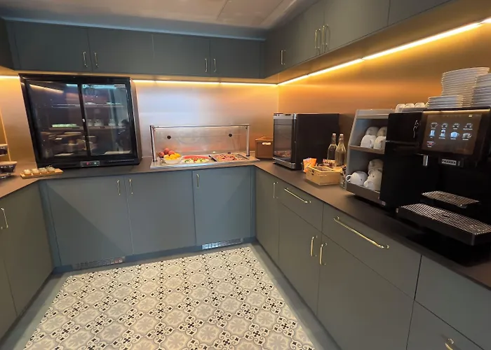 Boutique Niesenblick - Direkt Am Thunersee Gelegen Mit Self Check In & Digitaler Rezeption Hotel 2*
