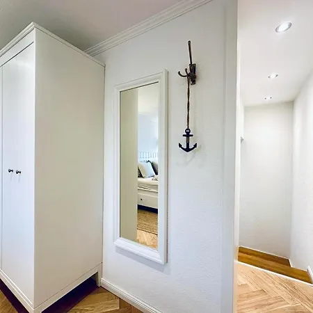 Boutique Niesenblick - Direkt Am Thunersee Gelegen Mit Self Check In & Digitaler Rezeption 2*