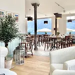 Boutique Niesenblick - Direkt Am Thunersee Gelegen Mit Self Check In & Digitaler Rezeption Otel Oberhofen