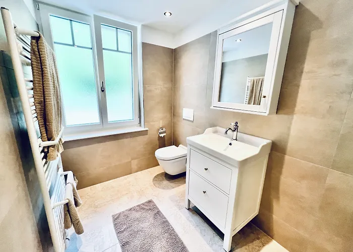 Boutique Niesenblick - Direkt Am Thunersee Gelegen Mit Self Check In & Digitaler Rezeption